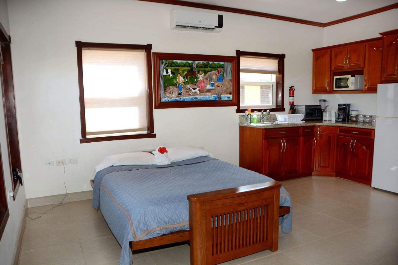 Belizean Nirvana Placencia Luaran gambar
