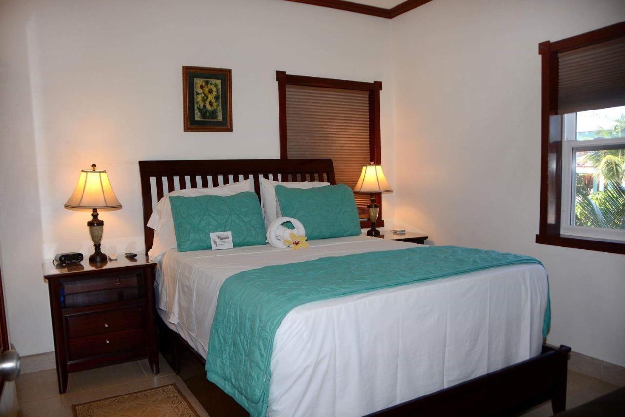 Belizean Nirvana Placencia Luaran gambar